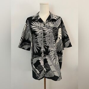 Men’s Hawaiian Black & White Monstera Palm Floral Shirt Size L